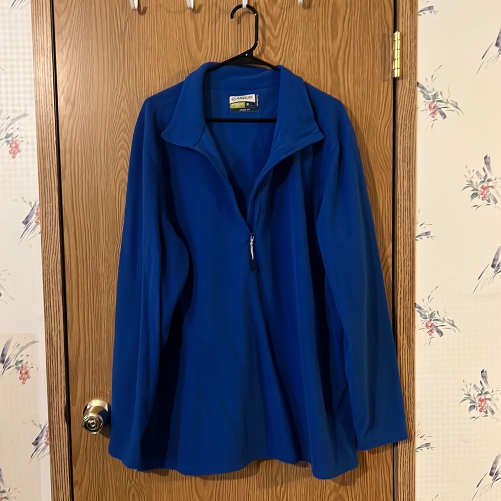 Magellan Pullover